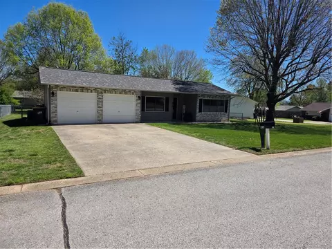 916 Quail Ave, Harrison, AR 72601