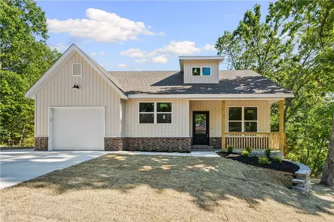 7 Little Dr, Bella Vista, AR 72715