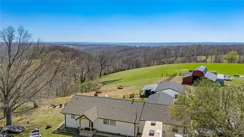 15731 Coose Hollow Dr, Rogers, AR 72756