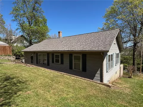 Exterior - 210 N N Spg, Harrison, AR 72601 photo 14 of 17