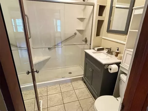 Bath - 210 N N Spg, Harrison, AR 72601 photo 1 of 1