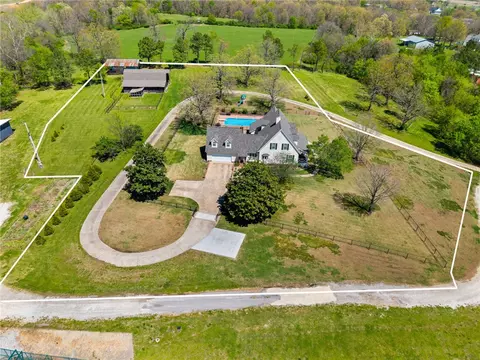 3265 S Barrington Rd, Fayetteville, AR 72704