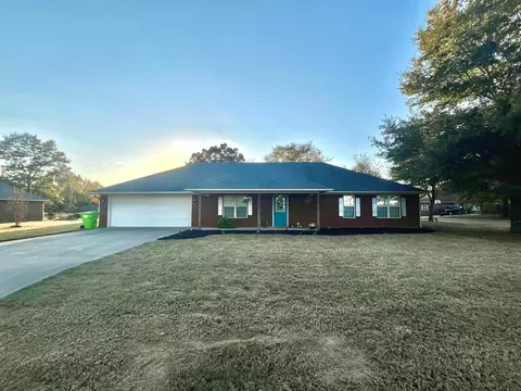 196 Shady Grove Rd, Clarksville, AR 72830