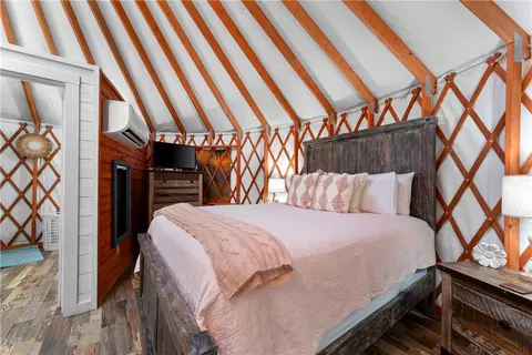 Bedroom - 3931 Zack Rd, Marshall, AR 72650 photo 8 of 12