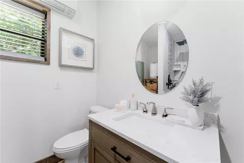 Bath - 3931 Zack Rd, Marshall, AR 72650 photo 6 of 7