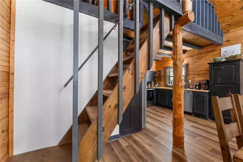 Entry Way - 3931 Zack Rd, Marshall, AR 72650 photo 3 of 3