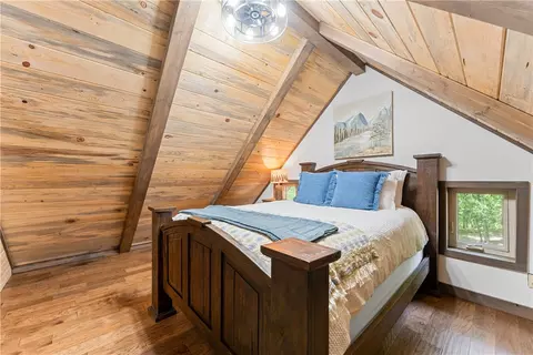 Bedroom - 3931 Zack Rd, Marshall, AR 72650 photo 5 of 12