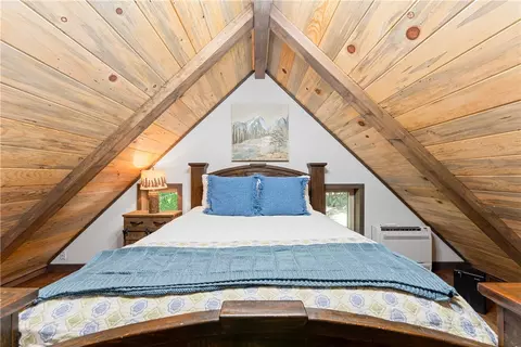 Bedroom - 3931 Zack Rd, Marshall, AR 72650 photo 4 of 12