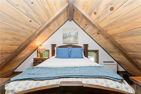 Bedroom - 3931 Zack Rd, Marshall, AR 72650 photo 4 of 12