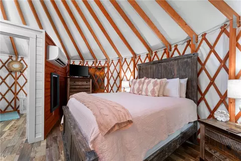 Bedroom - 3931 Zack Rd, Marshall, AR 72650 photo 8 of 12