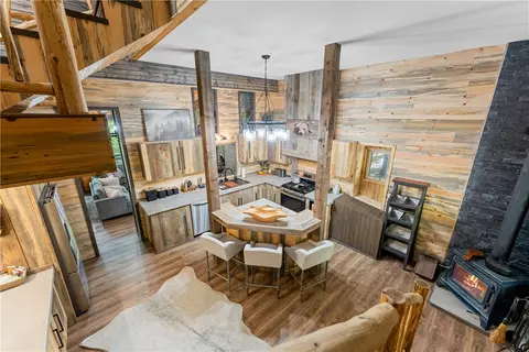 Kitchen - 3931 Zack Rd, Marshall, AR 72650 photo 5 of 8