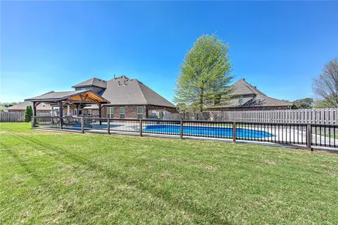 4280 W Water Lilly Ct, Fayetteville, AR 72704