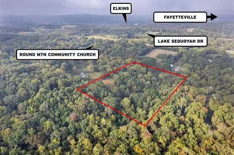 18092 Lake Sequoyah Rd, Fayetteville, AR 72701