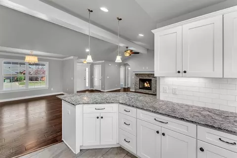 Kitchen - 204 Monroe St, Centerton, AR 72719 photo 3 of 3