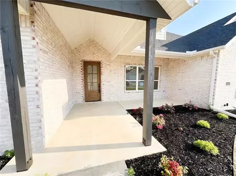 Exterior - 1320 Greyback Ln, Centerton, AR 72719 photo 4 of 9