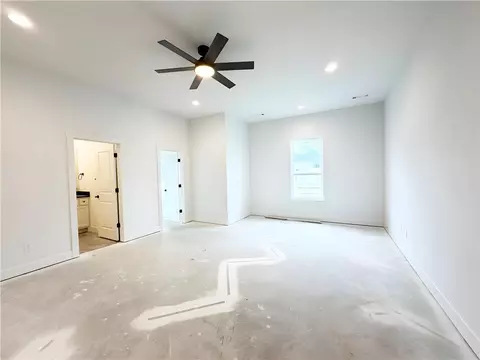 Bedroom - 1320 Greyback Ln, Centerton, AR 72719 photo 3 of 4