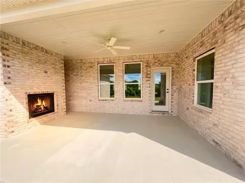 Exterior - 1320 Greyback Ln, Centerton, AR 72719 photo 6 of 9