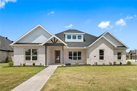 Exterior - 1320 Greyback Ln, Centerton, AR 72719 photo 2 of 8