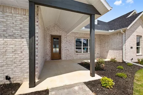 Exterior - 1320 Greyback Ln, Centerton, AR 72719 photo 5 of 8