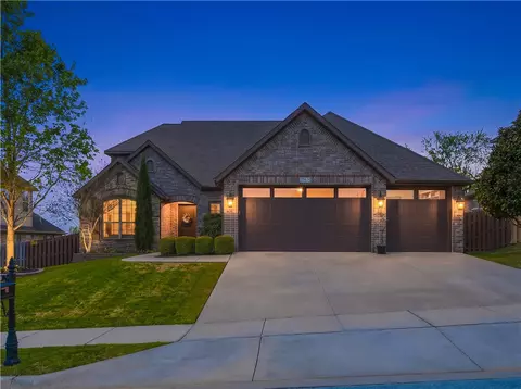 2513 S Horizon Blvd, Rogers, AR 72758