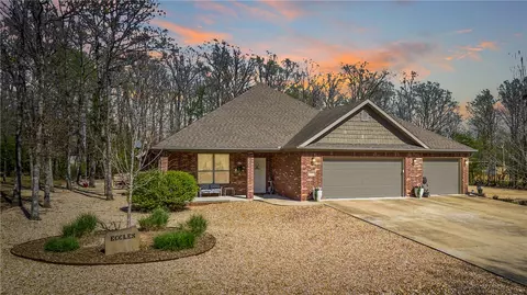 7 Saint Andrews Cir, Bella Vista, AR 72715