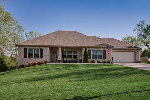 1 Cannich Pl, Bella Vista, AR 72715