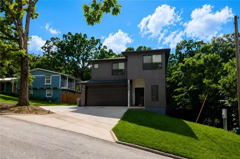 1155 N Sunset Dr, Fayetteville, AR 72701