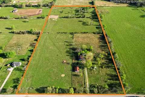 22338 Floyd Moore Rd, Gentry, AR 72734