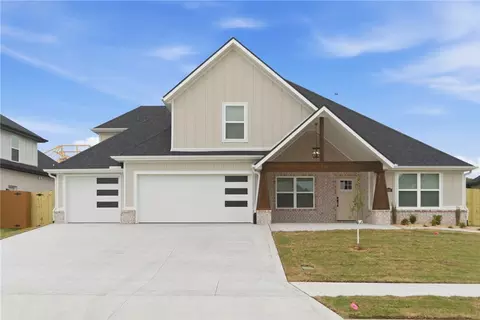 Exterior - 310 Bronco St, Centerton, AR 72719 photo 4 of 5