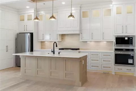 Kitchen - 310 Bronco St, Centerton, AR 72719 photo 3 of 3