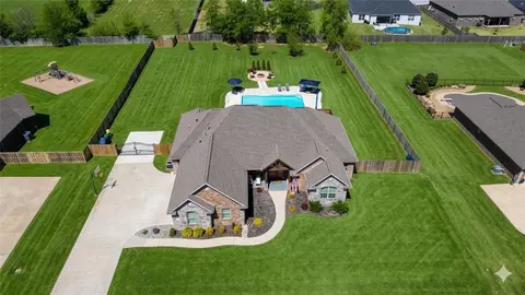 426 Eagle Ridge Dr, Farmington, AR 72730