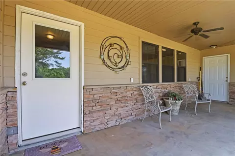 16638 Logan Cave Rd, Siloam Springs, AR 72761