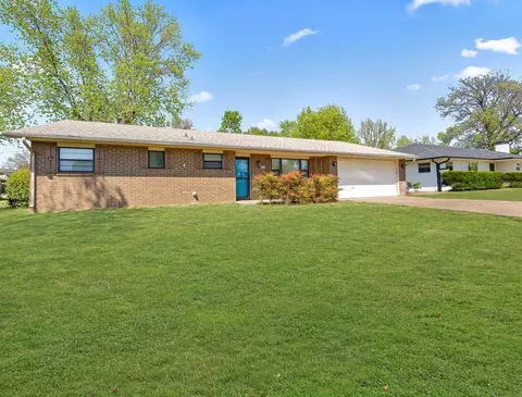 2306 Ina Ave, Springdale, AR 72762