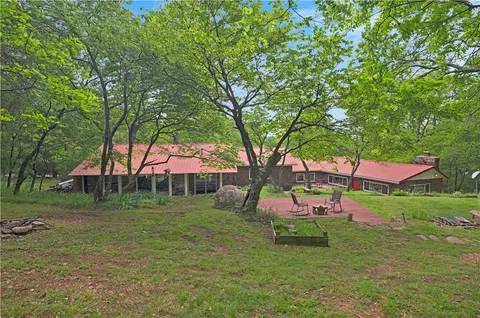 510 N Assembly Dr, Fayetteville, AR 72701