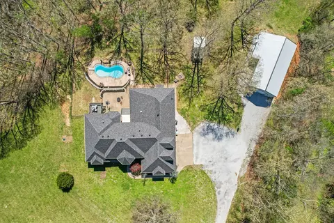 12912 Moore Ln, Gravette, AR 72736