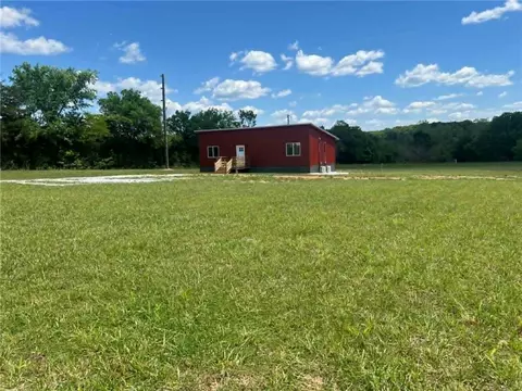 7304 E Old Ritchie Rd, Lead Hill, AR 72644