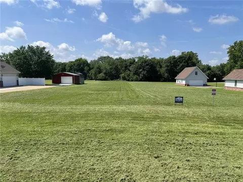 22961 Lawlis Rd, Siloam Springs, AR 72761