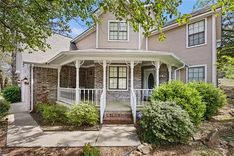 1613 Neptune St, Russellville, AR 72801