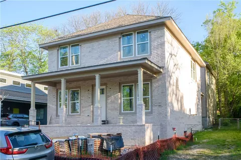 18 E 4th St, Fayetteville, AR 72701