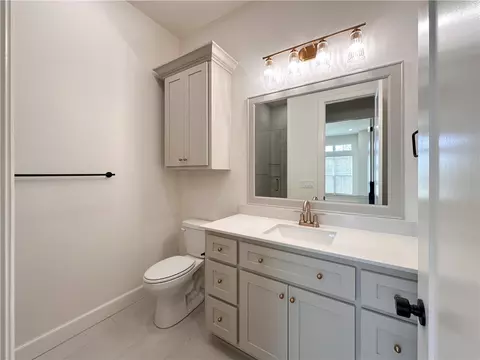 Bath - 6586 Align Ave, Springdale, AR 72762 photo 3 of 5
