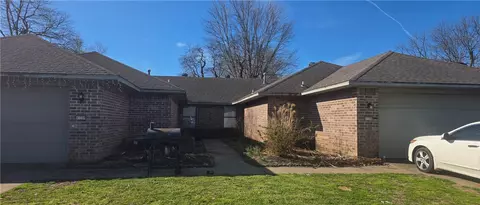 4159 Nightingale Ln #A & B, Springdale, AR 72762