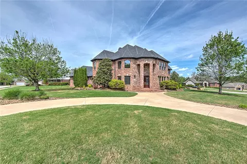 1816 S 27th Pl, Rogers, AR 72758