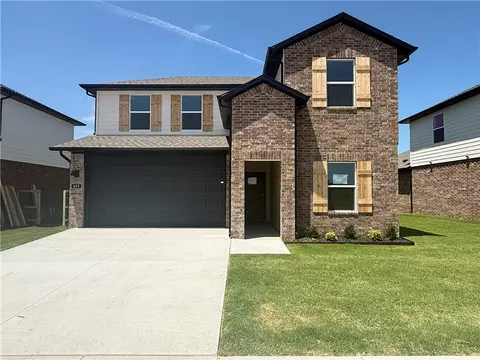 451 S Neon Ave, Fayetteville, AR 72704