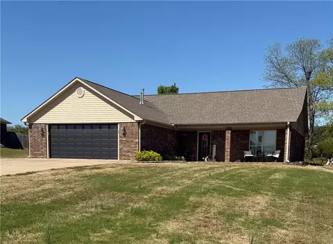 190 S 20th, Ozark, AR 72949