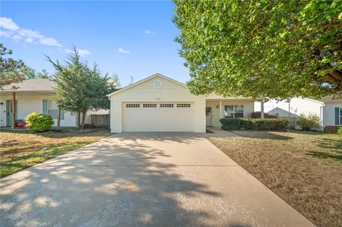 2510 Parkcrest Dr, Bentonville, AR 72712