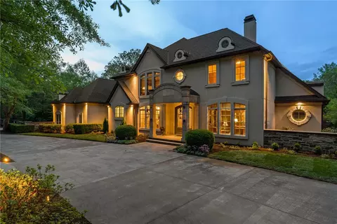 3122 E Township St, Fayetteville, AR 72703