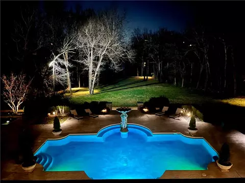 3122 E Township St, Fayetteville, AR 72703