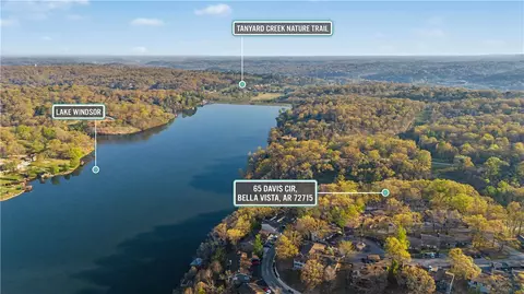65 Davis Cir, Bella Vista, AR 72715