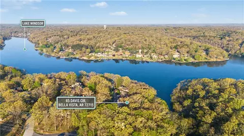 65 Davis Cir, Bella Vista, AR 72715