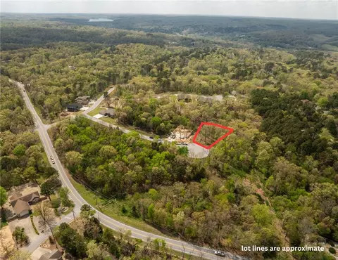9 Glen Elgin Ct, Bella Vista, AR 72715